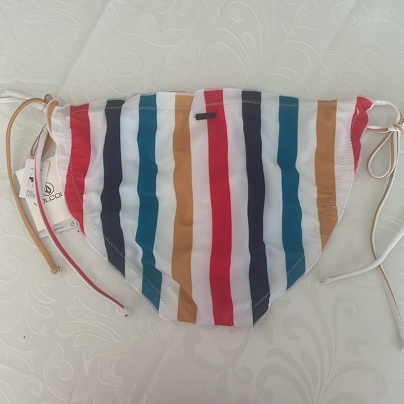 NWT - Volcom Stripped Bikini Bottom with side ties. Size: Medium. - Picture 2 of 4